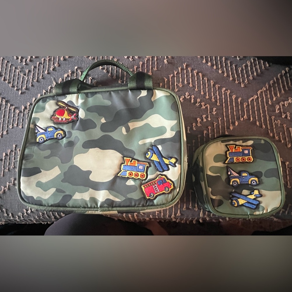 Stoney Clover Lane camo lunch box set